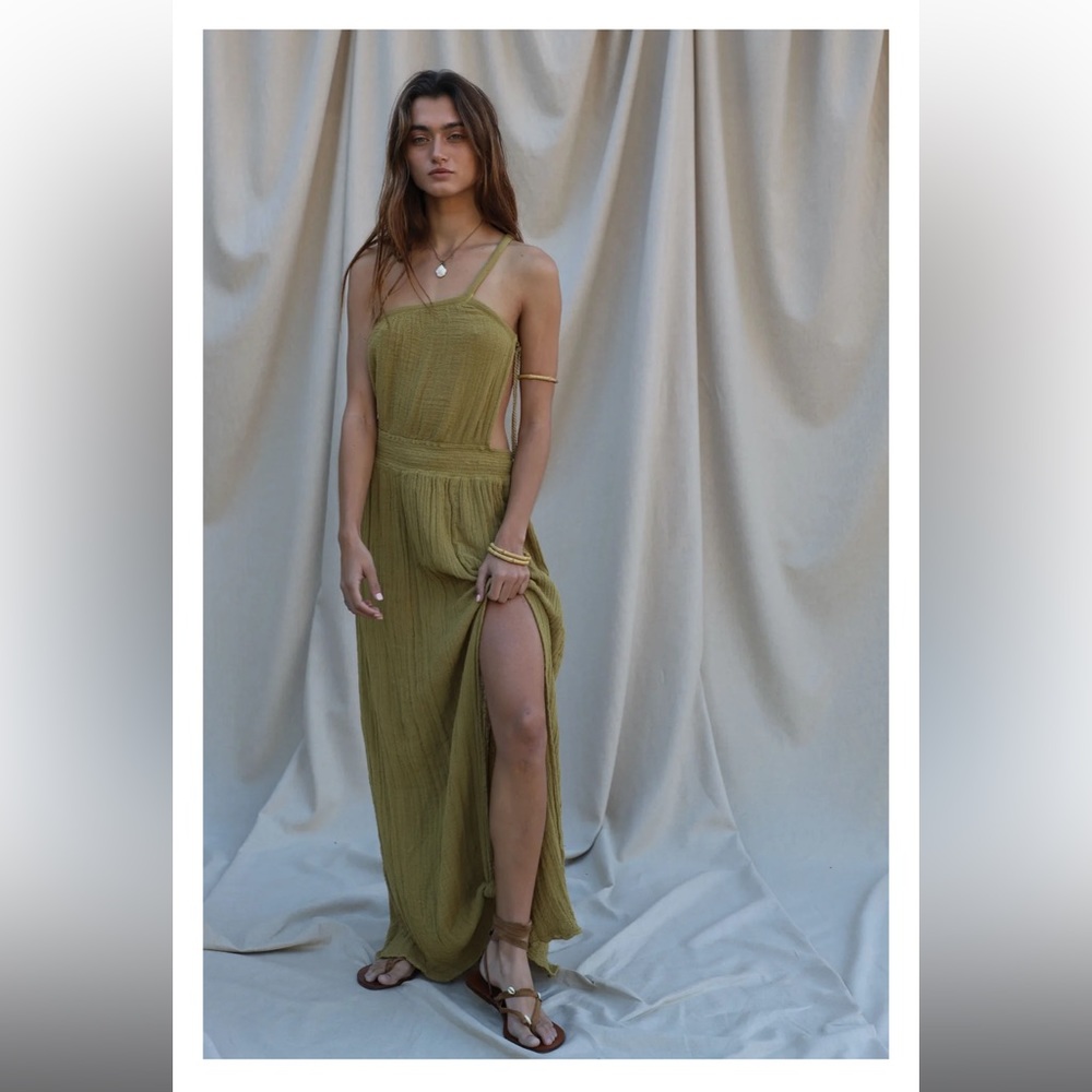 Jen’s Pirate Booty Lumahai Maxi Dress